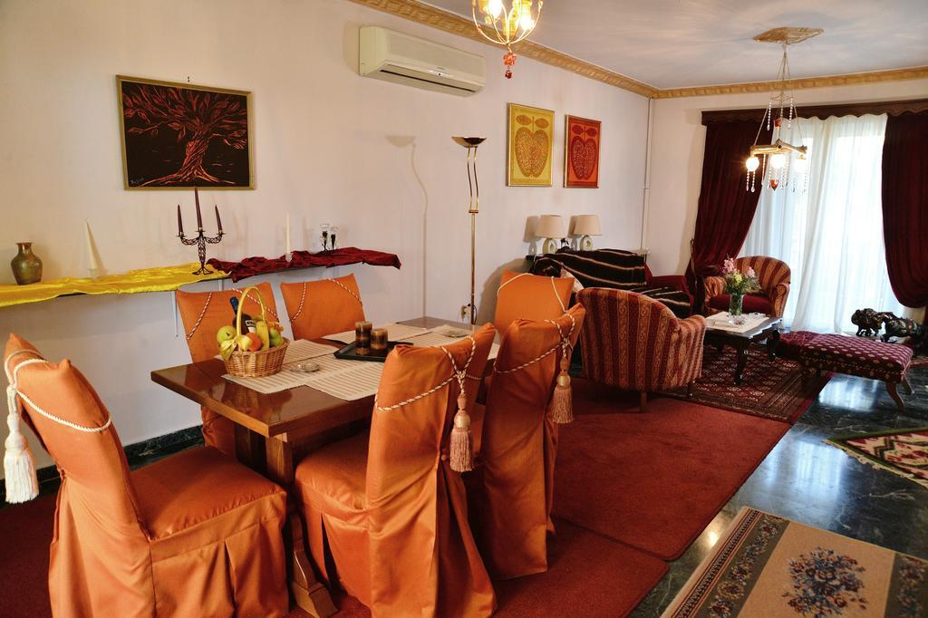 Noble Inn Loutráki Room photo